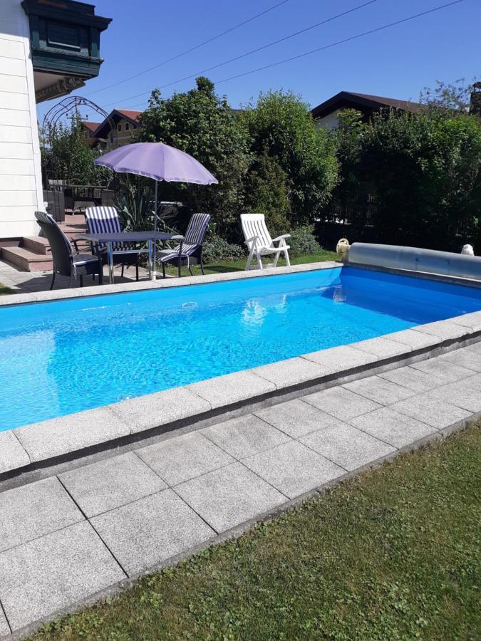 Appartment Andrea Eugendorf Bagian luar foto